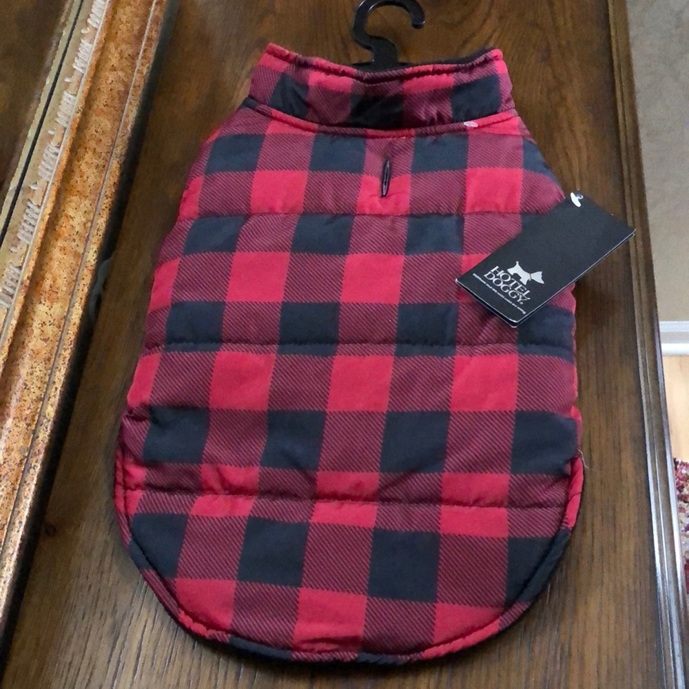 New Hotel Doggy red and black check jacket.  Size M.  Length 13”-15”.  W/Velcro.